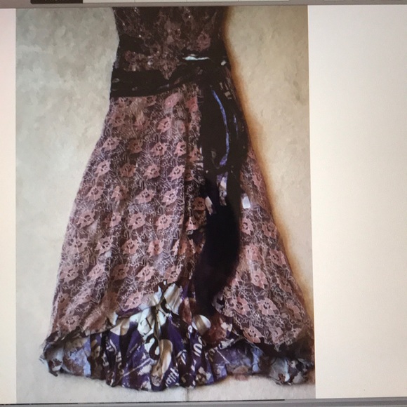 Classy elegant dress - Picture 3 of 8